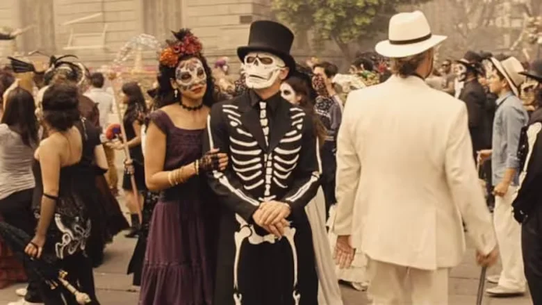 Scene from the Day of the Dead parade in <em style=