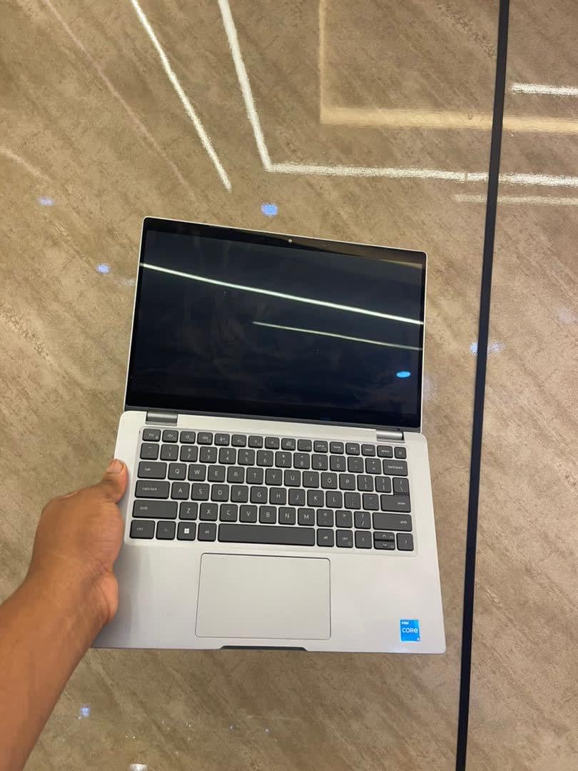 Dell Latitude 5320 x360, photo 1