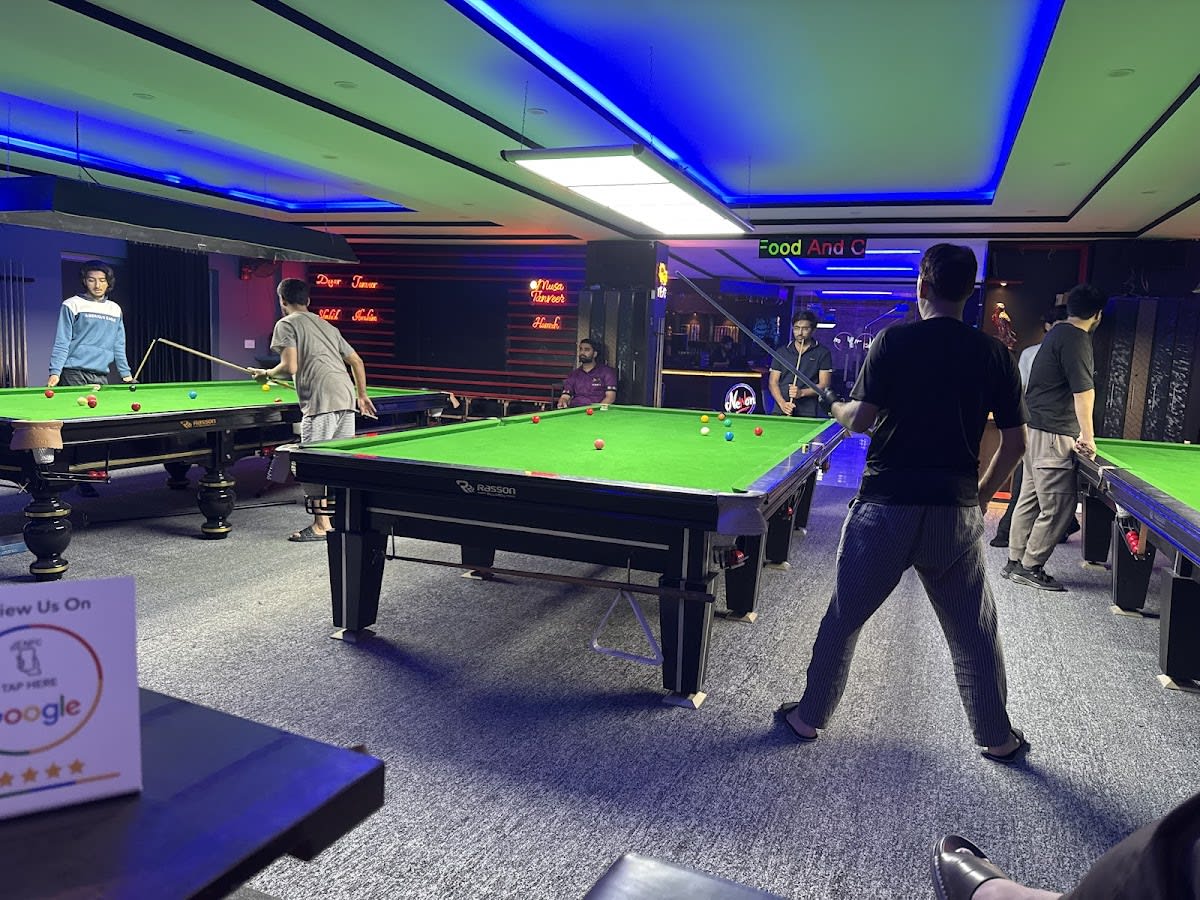 Newon Lounge