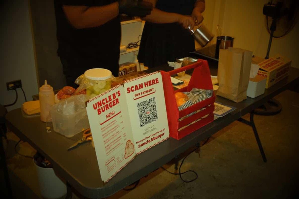 Uncle B's Burger