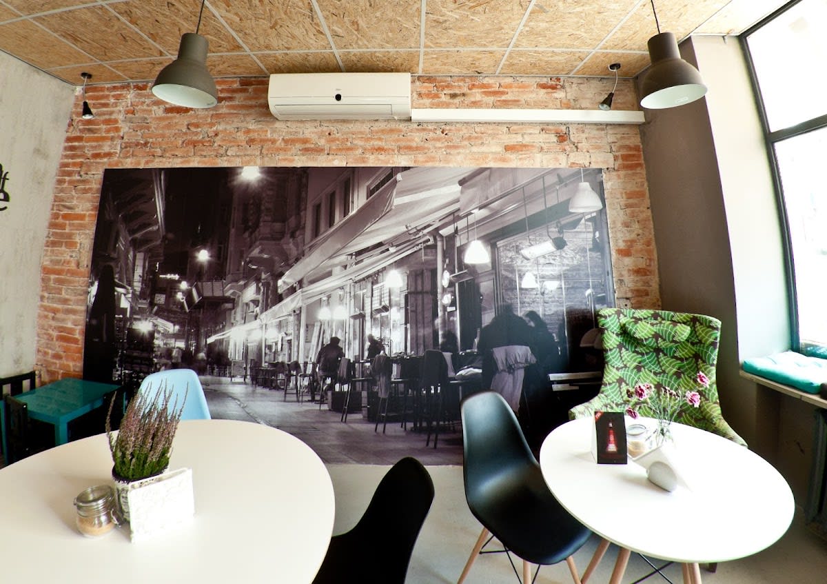 Caffe przy ulicy BAŁUTY