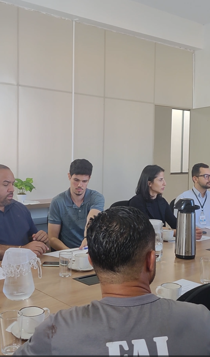 Associação de Síndicos de Goiás Critica Ausência de Prefeitura e Saneago em Reunião importante sobre Preços de Limpa-Fossa