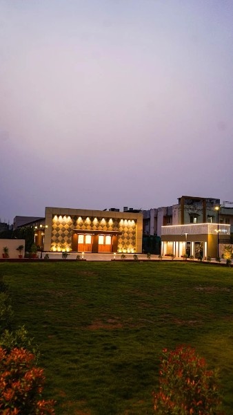 Gallery 4