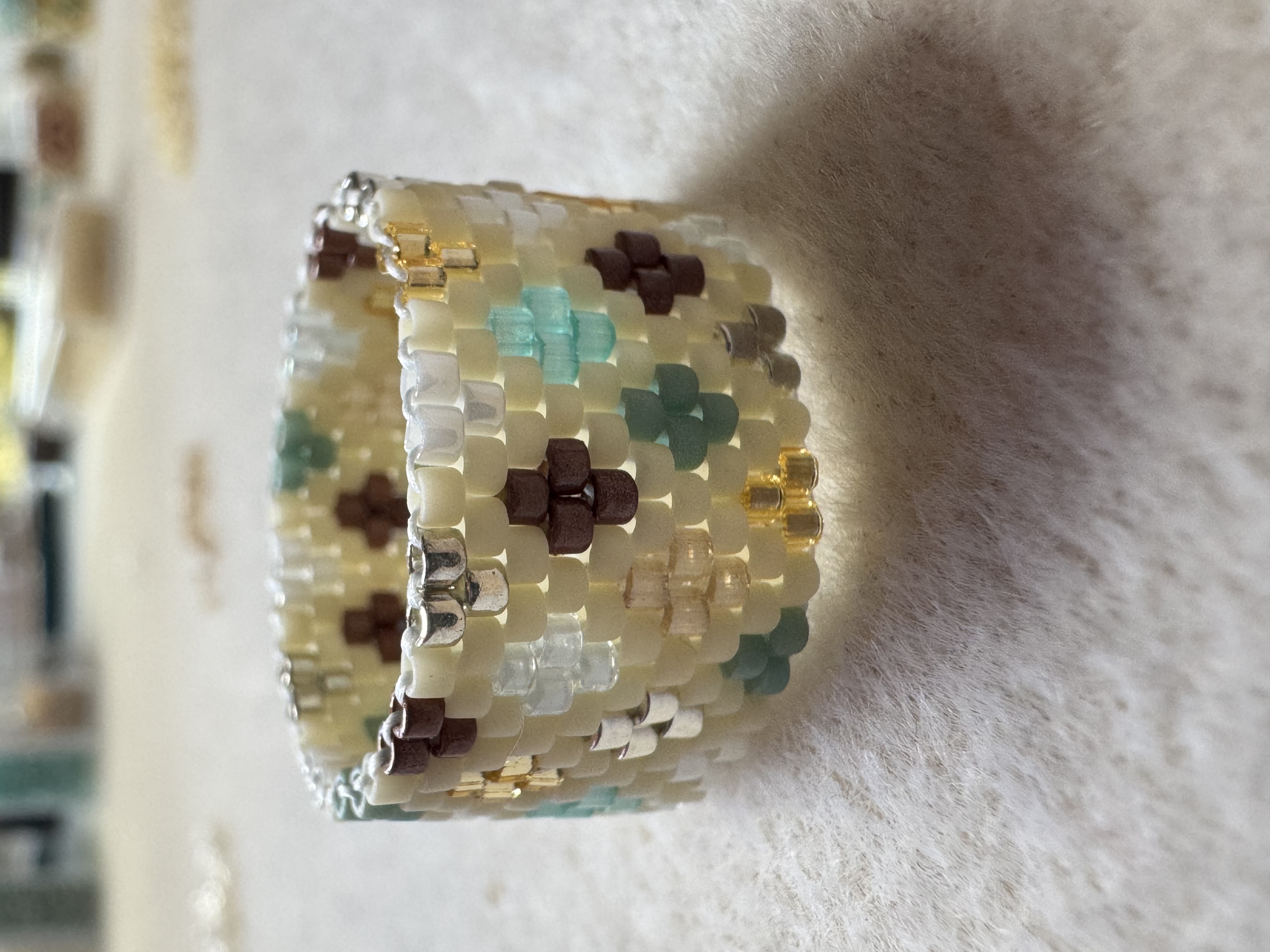 Ring 4 points Nr.2
