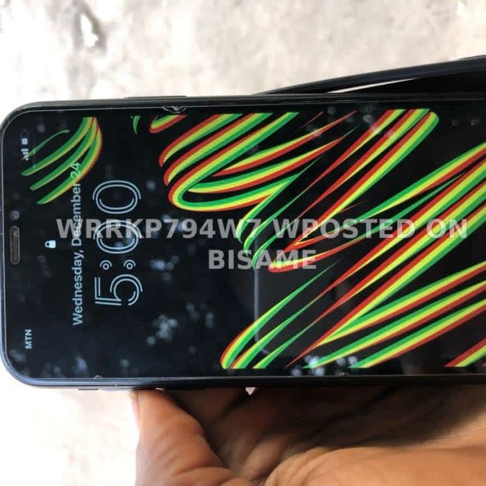 iPhone XR