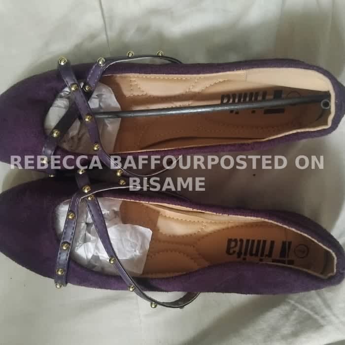 Ladies Flat Shoes