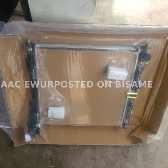 Hyundai sonata radiator water tank 2011-13