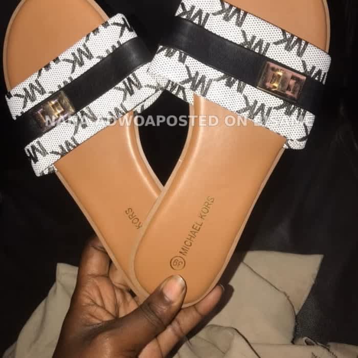 Ladies beautiful slippers