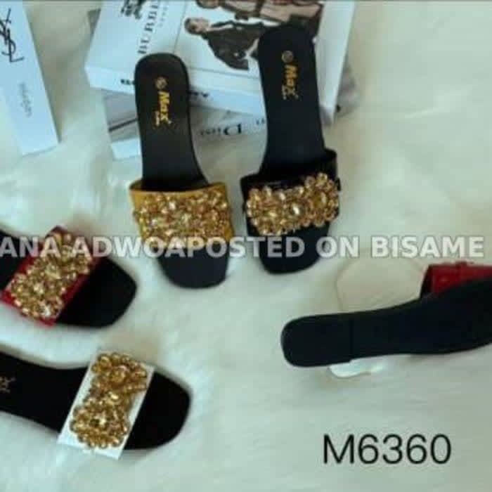 ladies beaded slippers