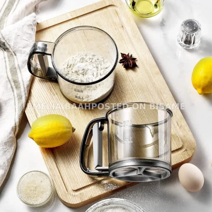 Automatic flour Sifter
