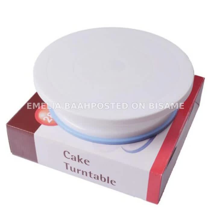 Turning table for Cake Decoration