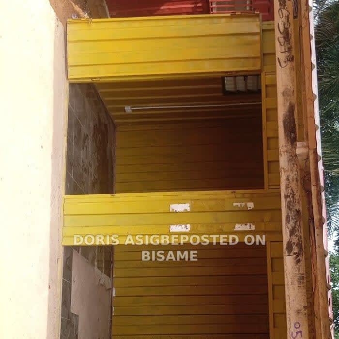 SHOP CONTAINER (GHANA MADE)