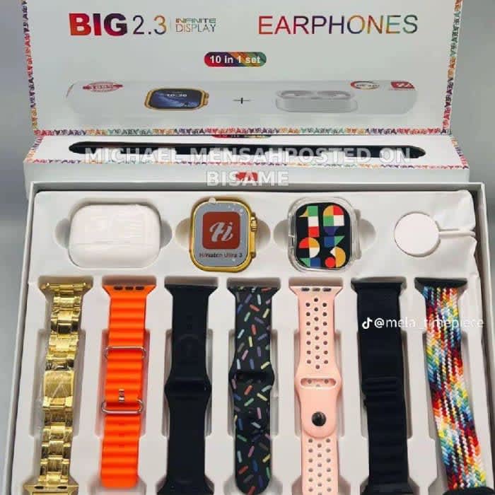 SMARTWATCH+EARBUD+7 STRAPS+PROTECTOR
