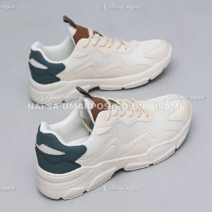 Versatile Shoes/Sneakers