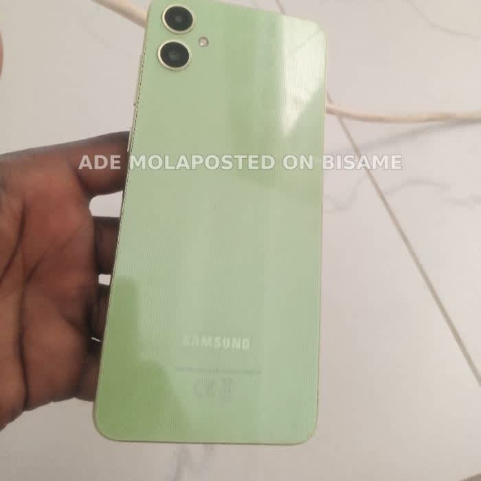 Samsung Galaxy A05, 4GB, Used, Green 