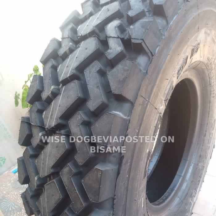 Quality Car Tyre 1400R24