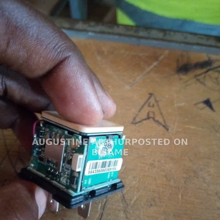 VEHICLE TRACKER INSTALLATION