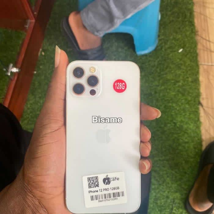Apple iPhone 12 Pro 6GB RAM