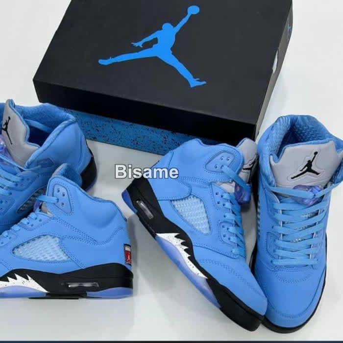 SNEAKERS Wholesale and Retail 