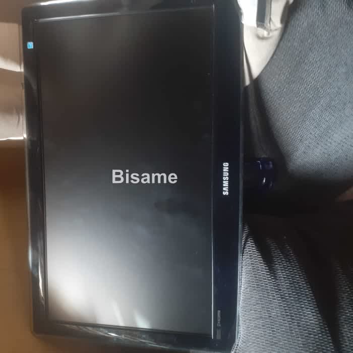SamSlightly Used HD Samsung TV At Hot Sale ..