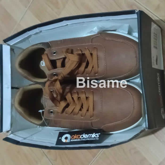 Male shoe, sneakers 