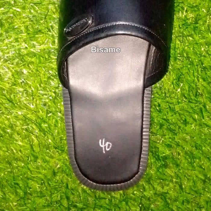 Sandals For Men And Women 
