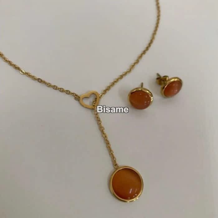 Ornamental Ladies Chain With Earrings 