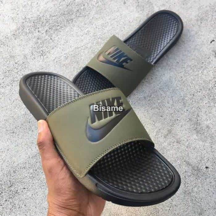 Nike Benassi JDI 
