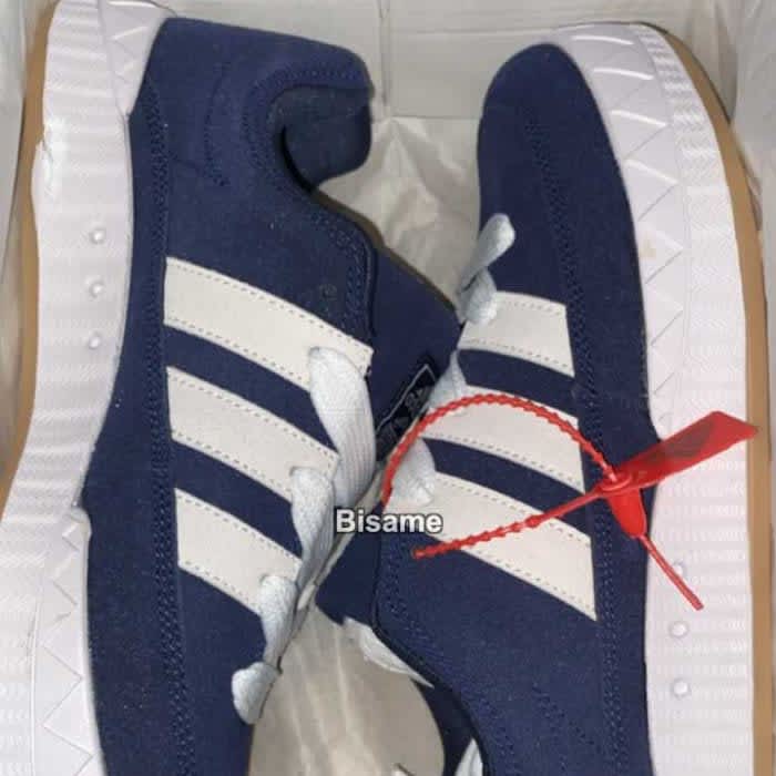 Original Adidas Shark Shoes, Sneakers 