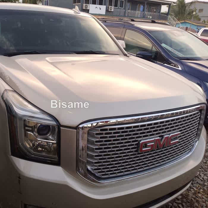 GMC Yukon 2017