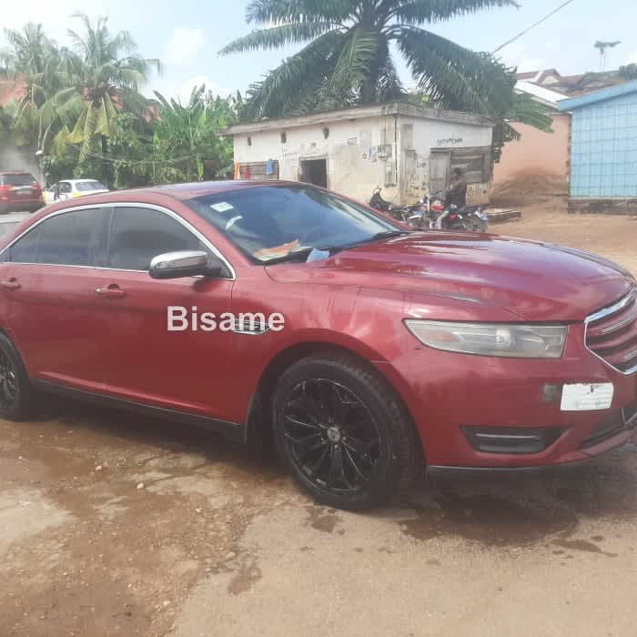 Ford Taurus 2013