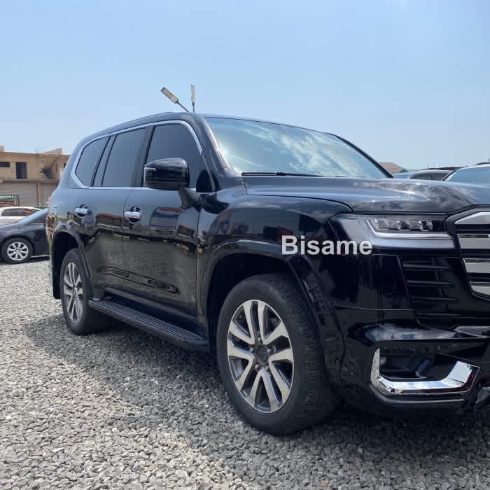 Toyota Land Cruiser 2011
