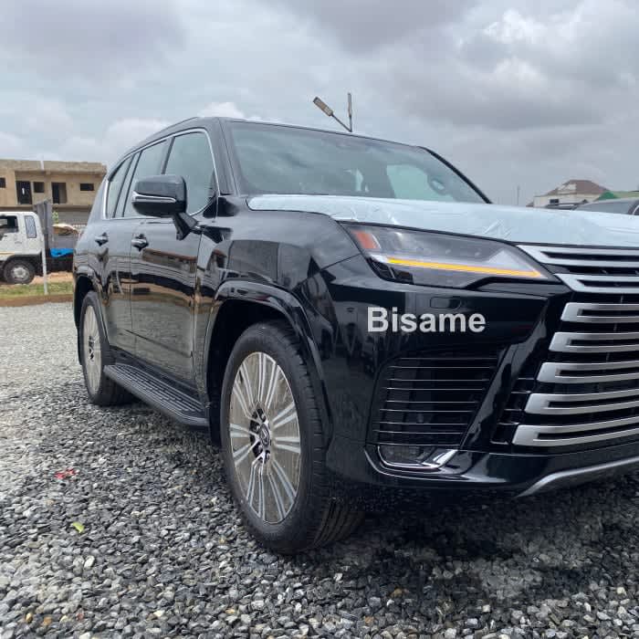 Lexus LX 2024