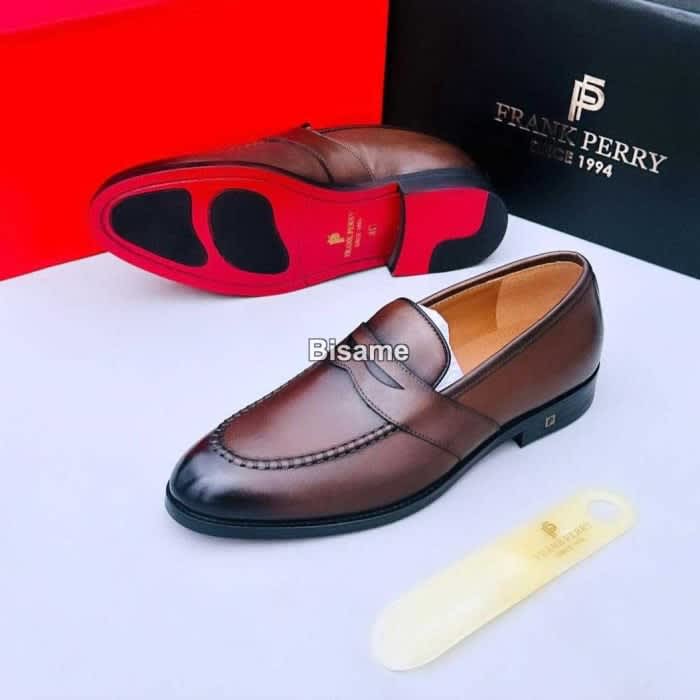 Executive shoe