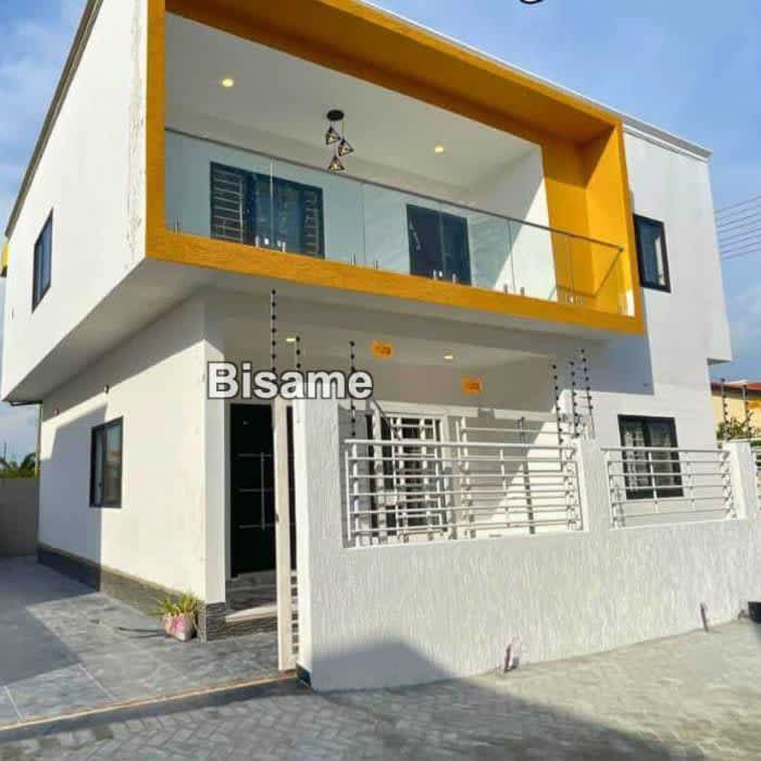 4 bedrooms Duplex East Legon Hills
