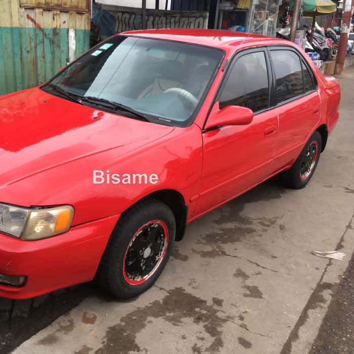 Toyota Corolla 2002 red