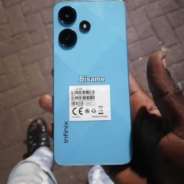 Infinix Hot 30i 8 GB