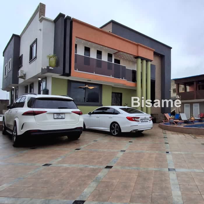K FUSEINI ESTATE AGENCY 90 Mansion