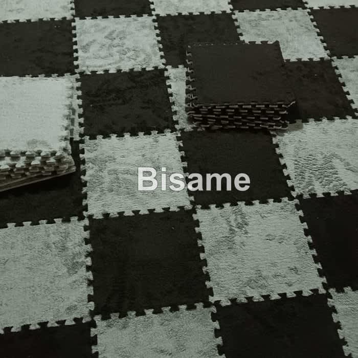 Fluffy Tile Carpet 25 pieces in a box