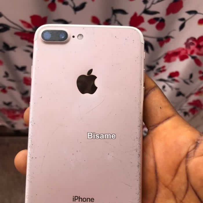 Apple iPhone 7 Plus 3GB RAM//128GB