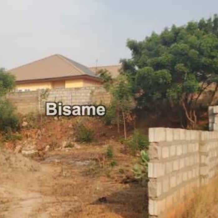 Plot of Land For Sale 