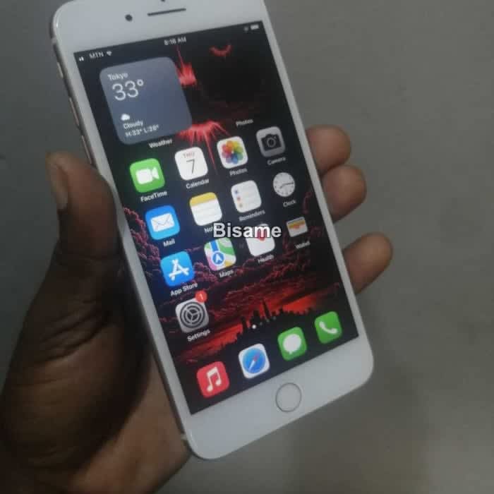 Apple iPhone 8 Plus 3GB RAM 64GB used gold