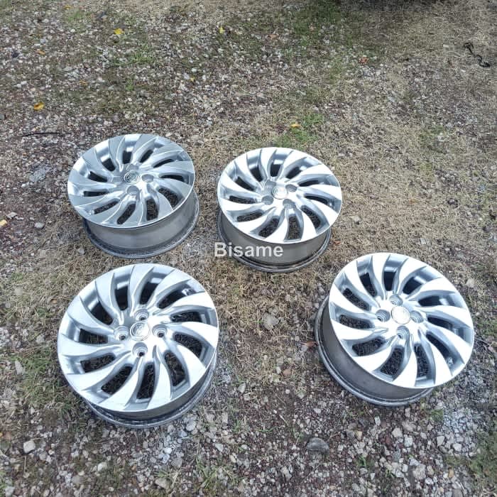 Sports Rim 15, 4  holes 