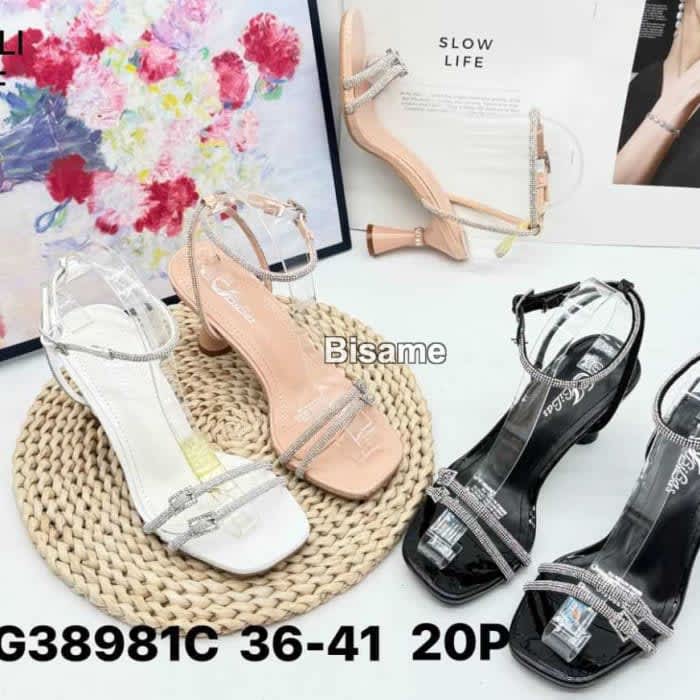 Ladies heels/shoes 