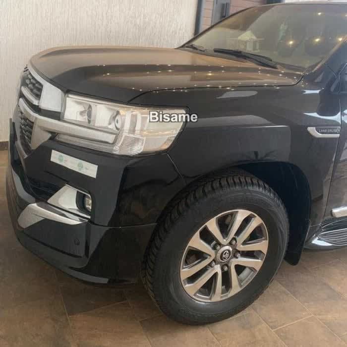 Toyota Land Cruiser 2013