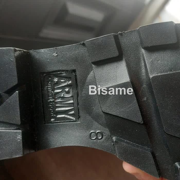 Army strong boots 
