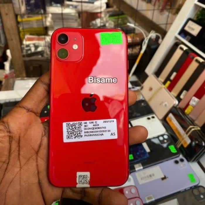 Apple IPhone 11 4 GB