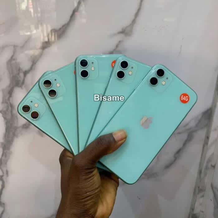 Apple iPhone 11 4GB RAM