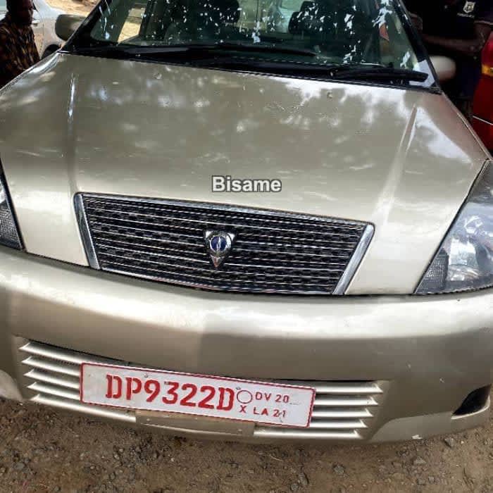Toyota Crown 2004
