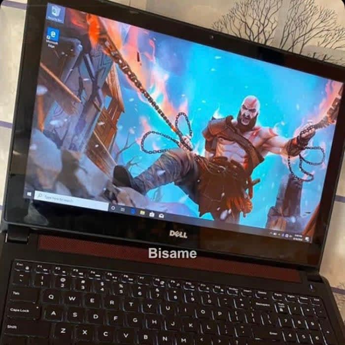 Laptop DELL 14GB Intel Core I7 HDD 1 TB
